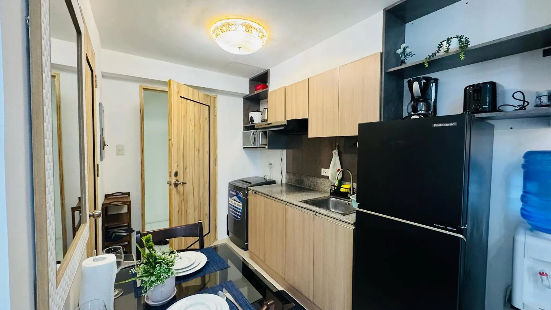 Cozy Studio Unit Beside Abreeza Mall With Parking Davao